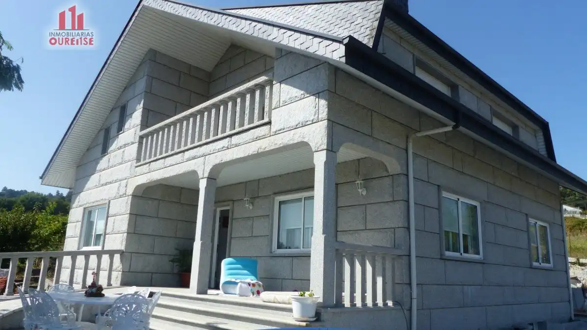 https://static.fotocasa.es/images/ads/87a131c0-7f70-4ed9-8c29-30ccfc4ecce2?rule=original