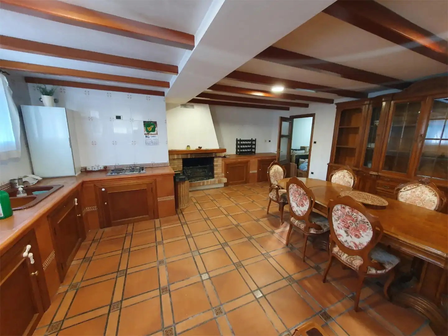 https://static.fotocasa.es/images/anuncio/2025/10/06/187777841/4753121578.jpg?rule=original
