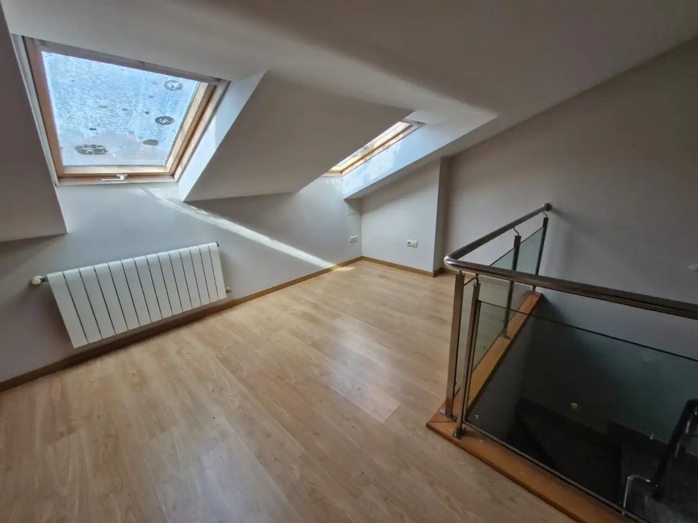 https://static.fotocasa.es/images/ads/4b0d66cd-acf9-43fe-9a36-e0786af74554?rule=original