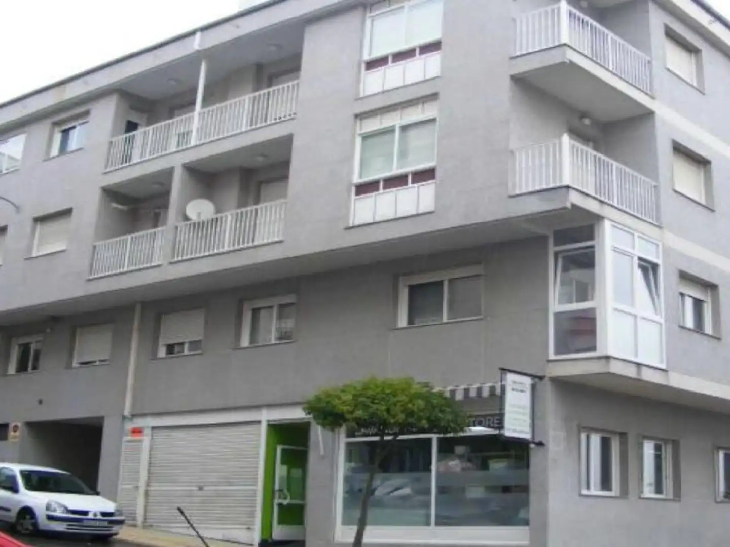 https://static.fotocasa.es/images/ads/8cbc0fe6-3a3a-4245-9e1c-fb5b14c0fe95?rule=original