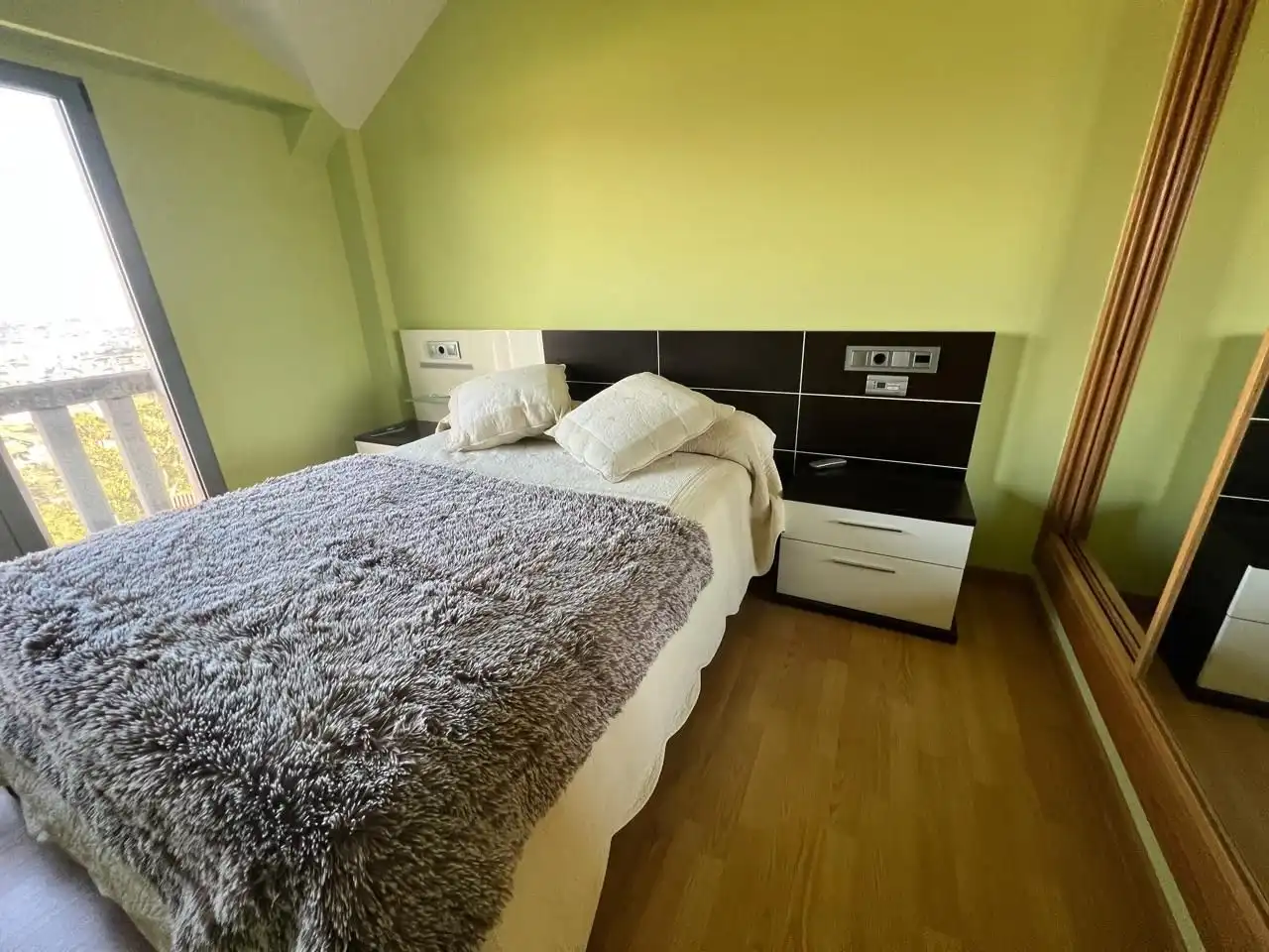 https://static.fotocasa.es/images/ads/c304ebc9-ca3b-42ab-a6ef-0359ac9fd437?rule=original