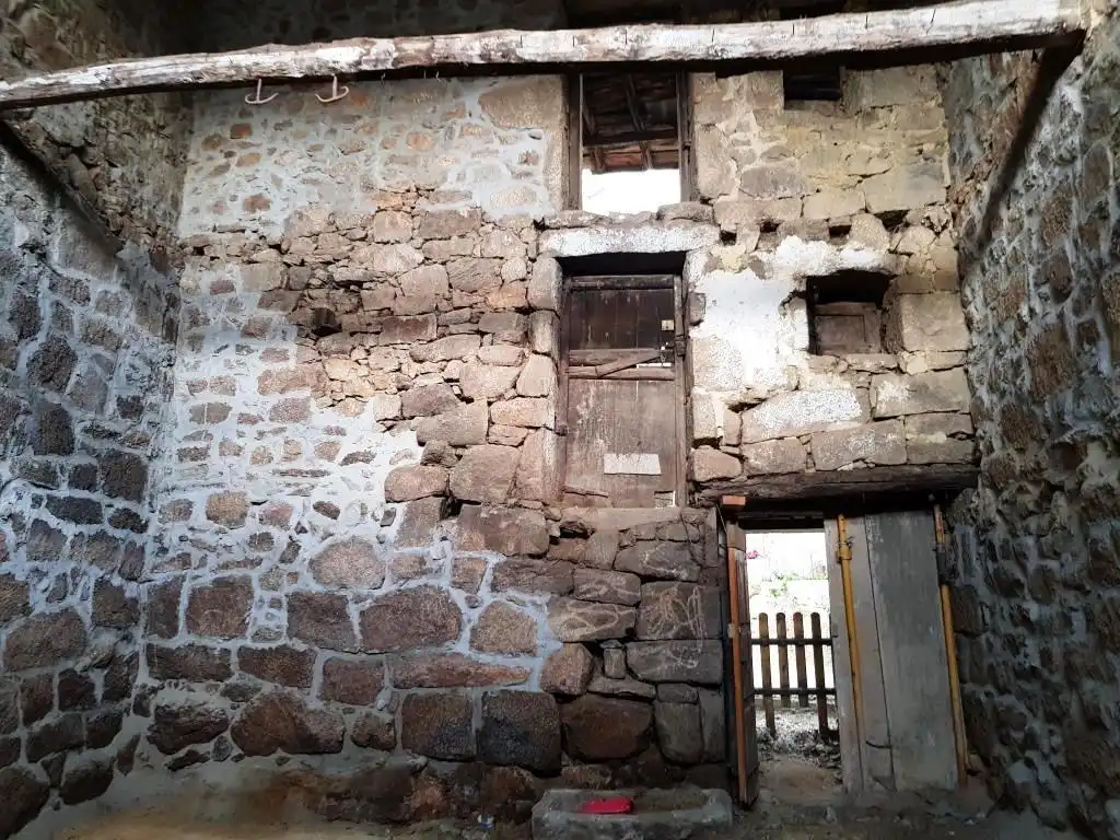 https://static.fotocasa.es/images/ads/ef73d151-1724-4a4c-81c6-59ec8ea204e0?rule=original