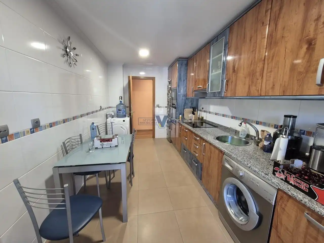https://static.fotocasa.es/images/ads/18a02280-eeb0-4506-b556-e28c0db3a88f?rule=original