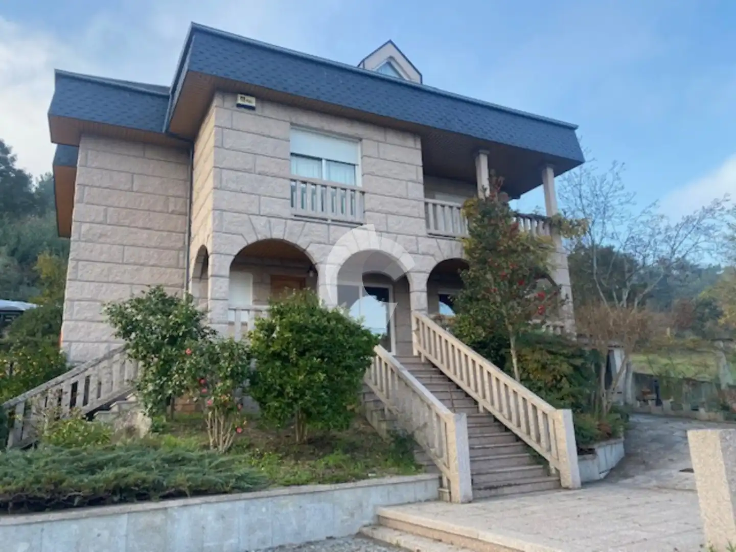 https://static.fotocasa.es/images/ads/dca32b50-b98c-46c0-b3f1-f469de36a287?rule=original
