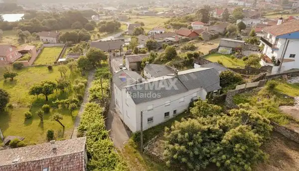 https://static.fotocasa.es/images/ads/0c13528d-3ab7-4ad8-a5c7-160cdc933421?rule=original