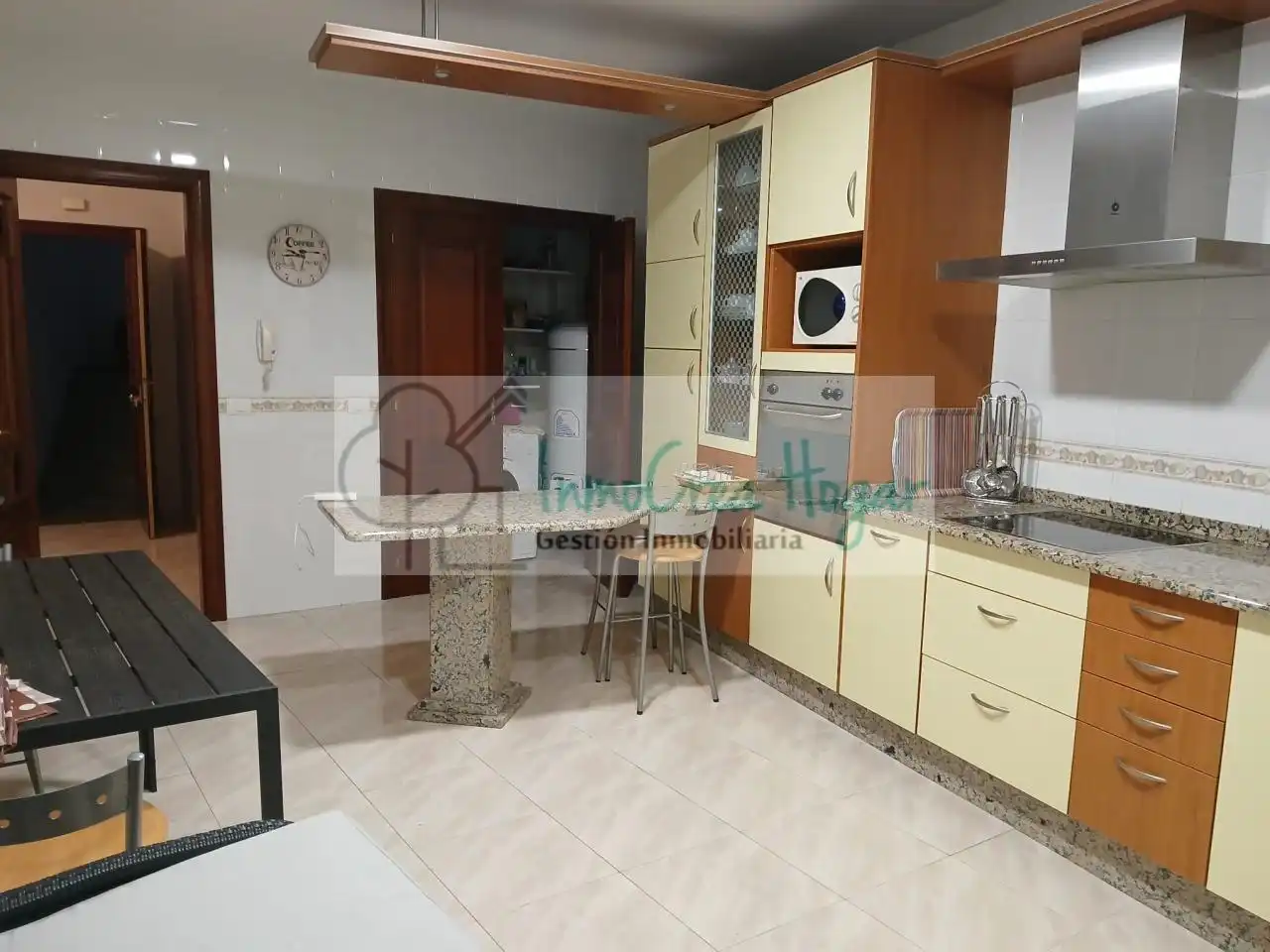 https://static.fotocasa.es/images/ads/a1754ea6-307d-49af-8227-7e26a9683545?rule=original