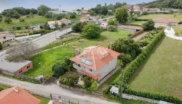 https://static.fotocasa.es/images/ads/ee0b98fb-e647-4649-beb5-1512b65362ac?rule=original