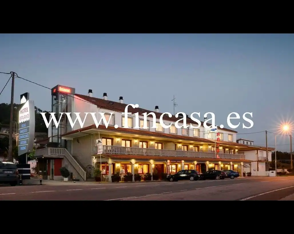 https://static.fotocasa.es/images/ads/2013bb2c-1f05-4e87-80d7-b19cd79a23bc?rule=original