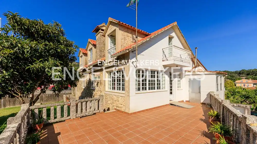 https://static.fotocasa.es/images/ads/fd15c99c-71e9-4498-b4f4-a5621f5cc3a9?rule=original
