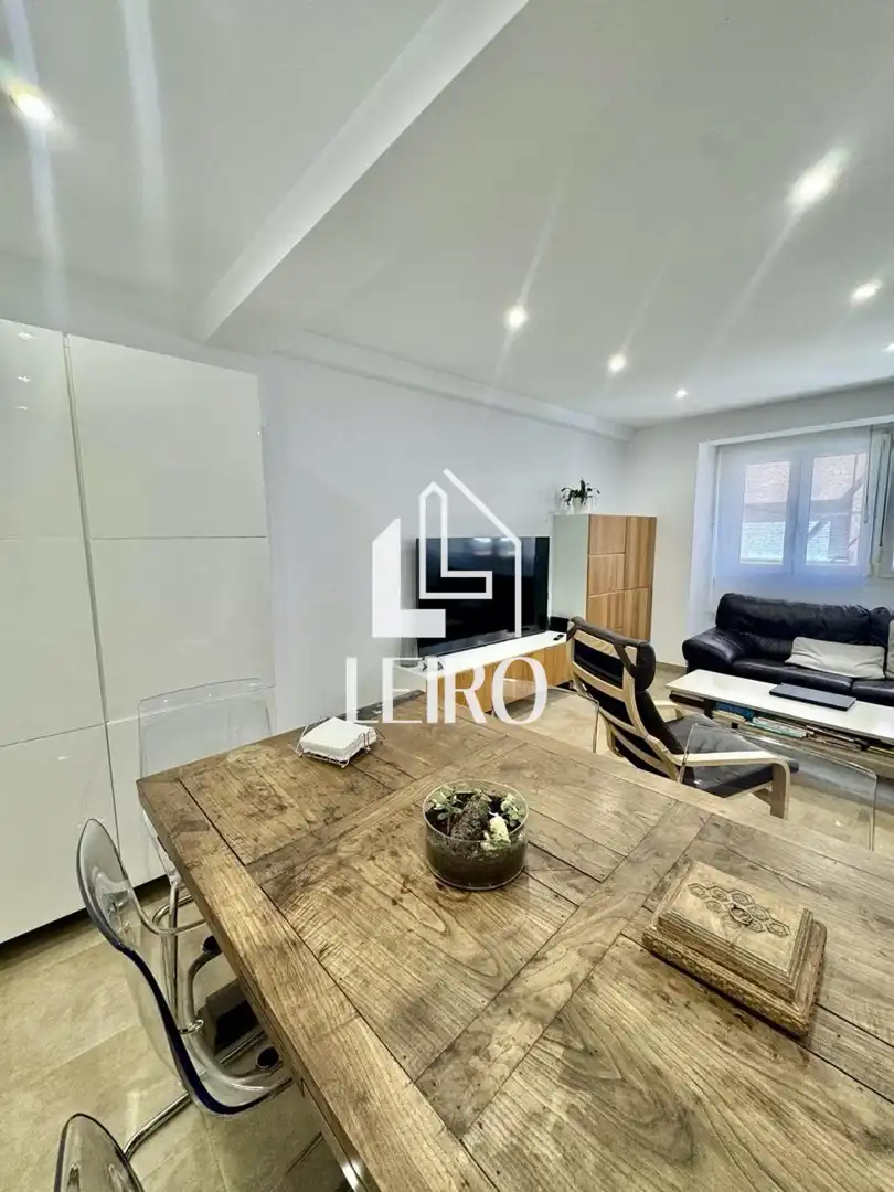 https://static.fotocasa.es/images/ads/3dc9bc2f-de5f-4991-9fe3-b98b0c0ed5eb?rule=original