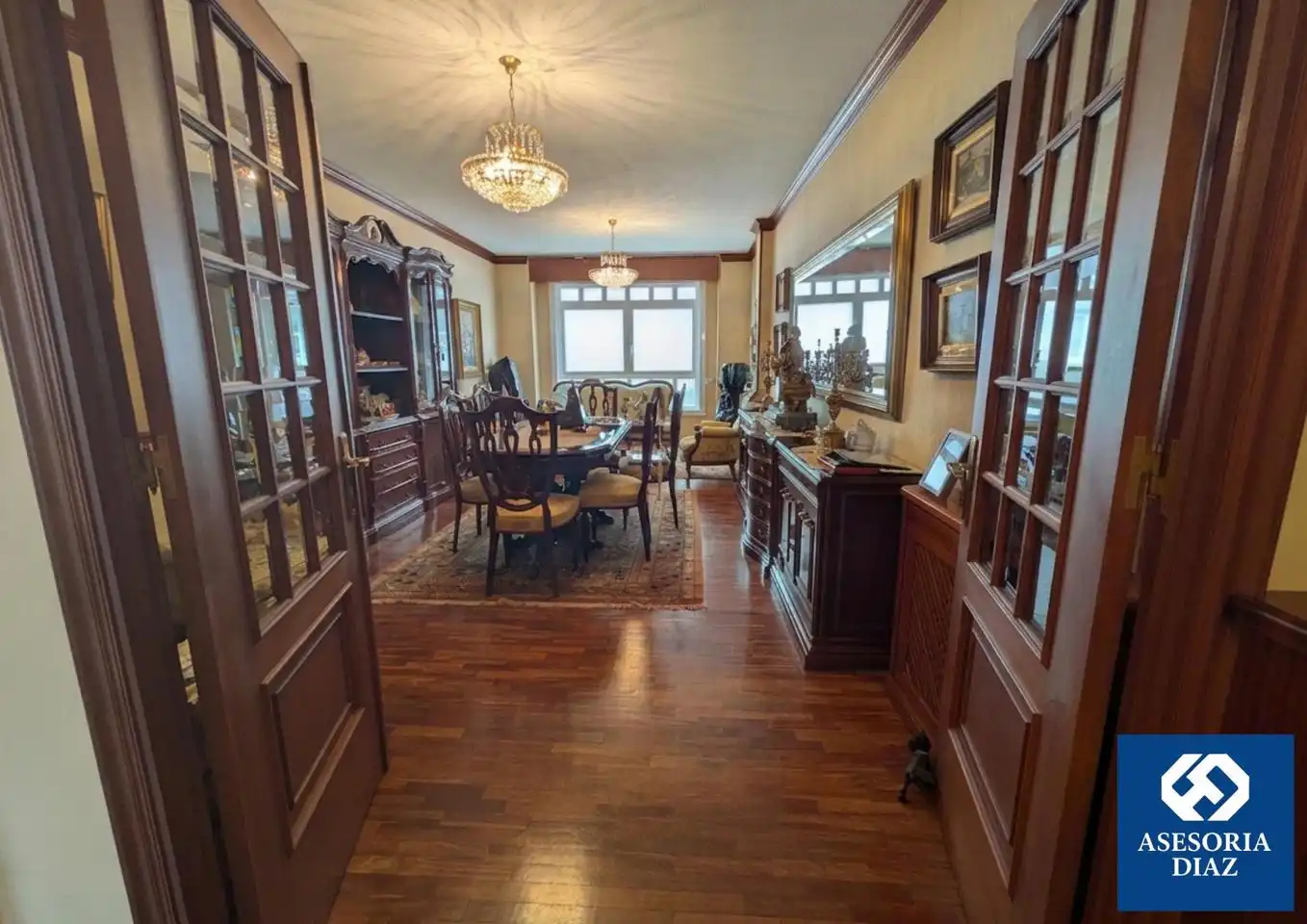 https://static.fotocasa.es/images/ads/d574b165-cd47-47cb-99ab-33be501d1ed4?rule=original