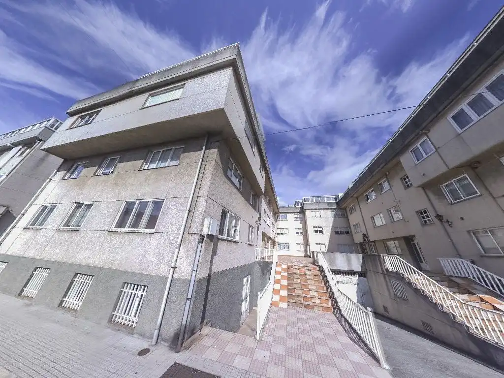 https://static.fotocasa.es/images/ads/7762e251-8d07-4eba-a29f-b3503854dfd2?rule=original