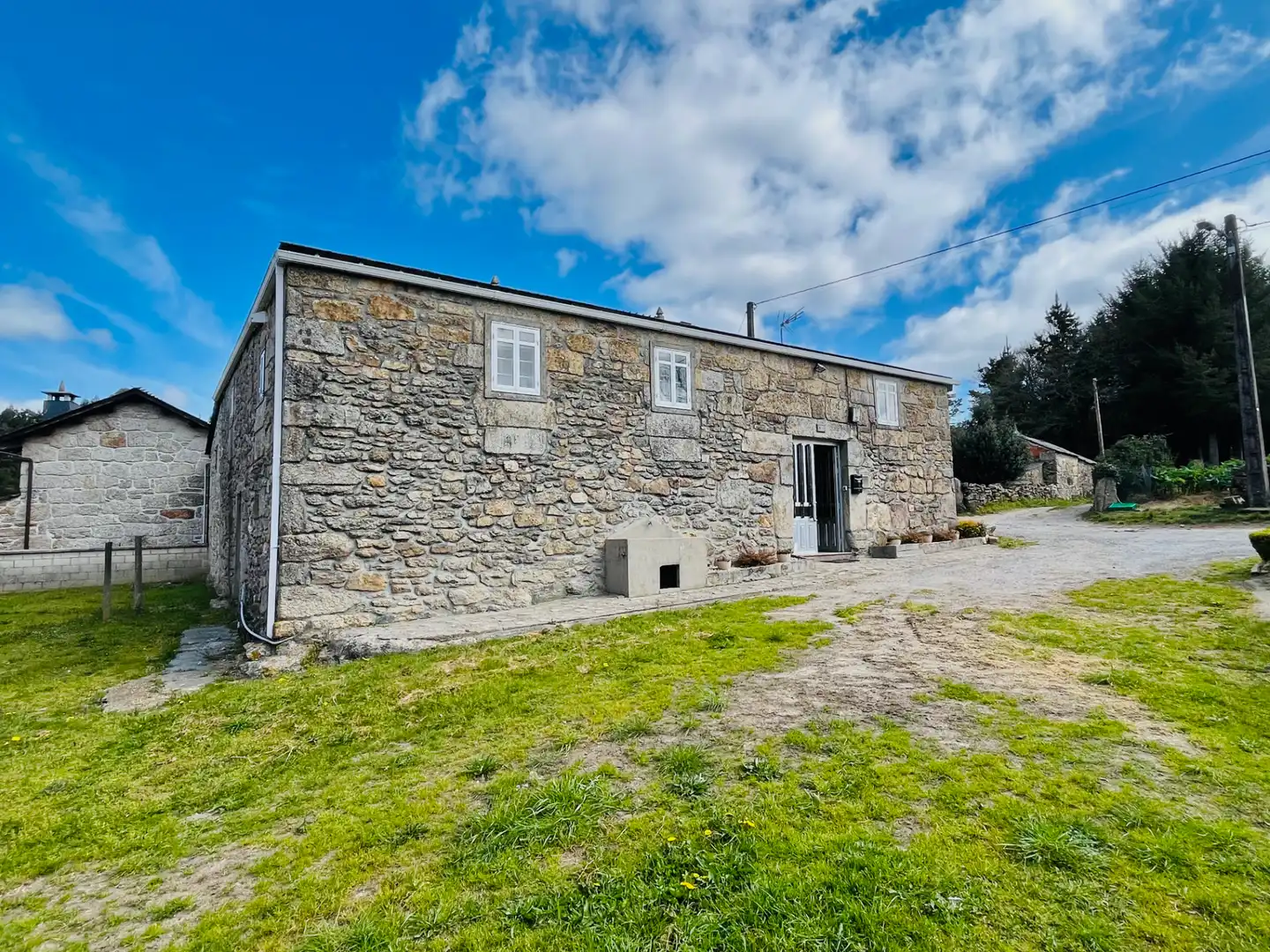https://static.fotocasa.es/images/ads/698f4f5a-d173-4c75-bcd4-6618be4444e7?rule=original