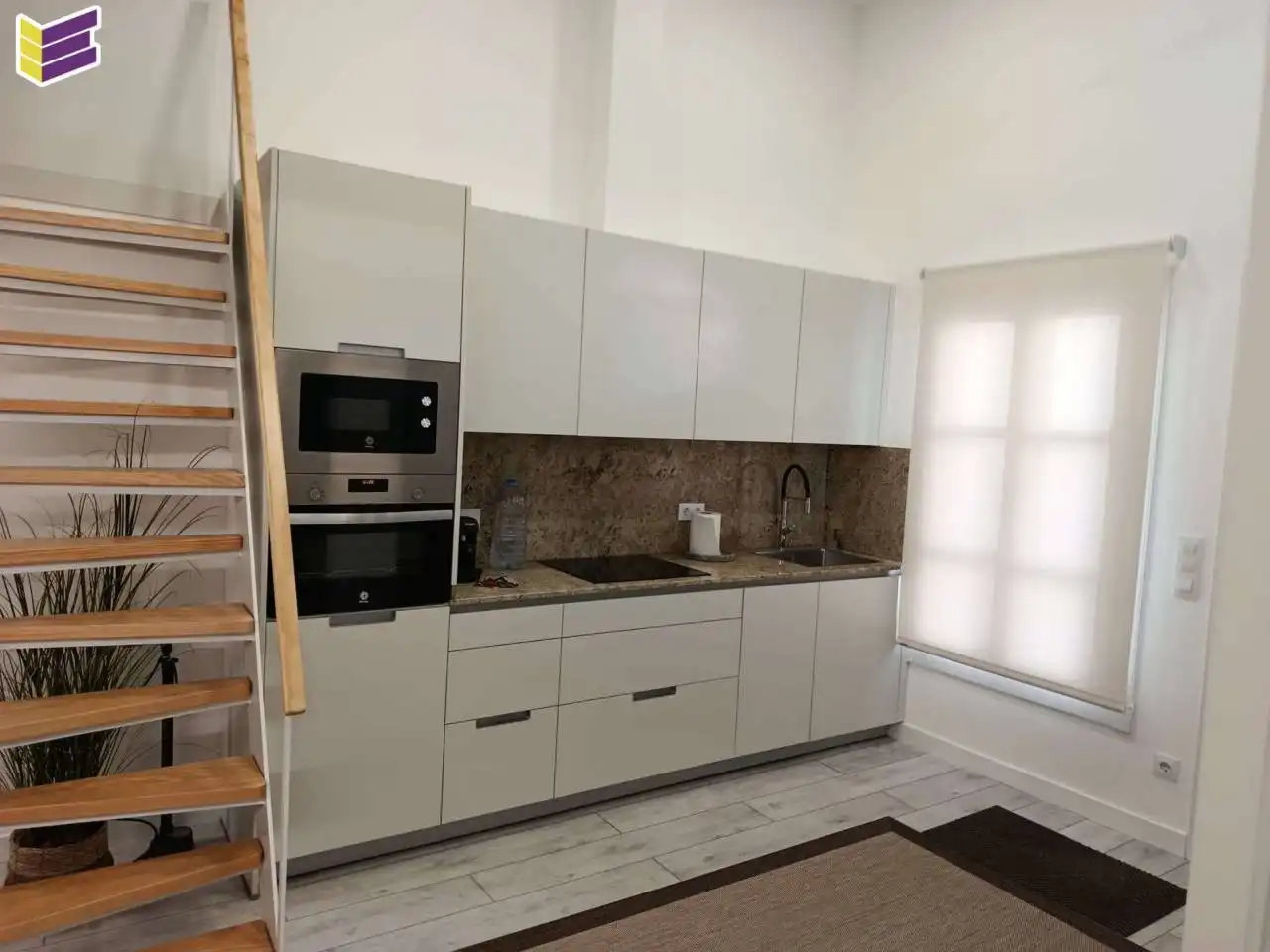https://static.fotocasa.es/images/ads/5b1b0c8a-779f-4130-b0af-fe791812eb3d?rule=original