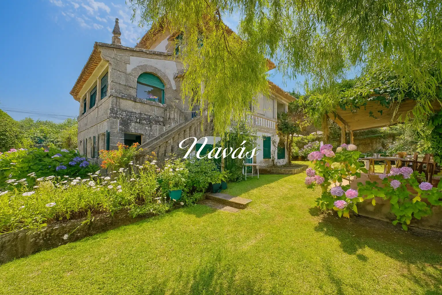 https://static.fotocasa.es/images/ads/069db9cf-5d7a-4cd3-84cb-512753e39944?rule=original
