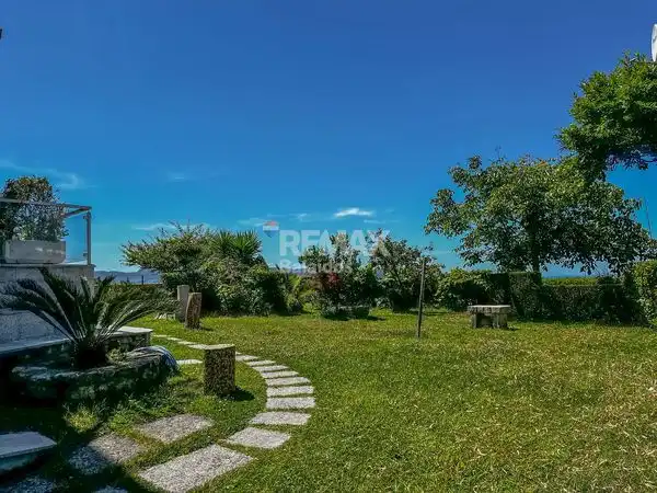https://static.fotocasa.es/images/ads/a473d555-7d15-4ef0-a9e1-dea013ef6a55?rule=original