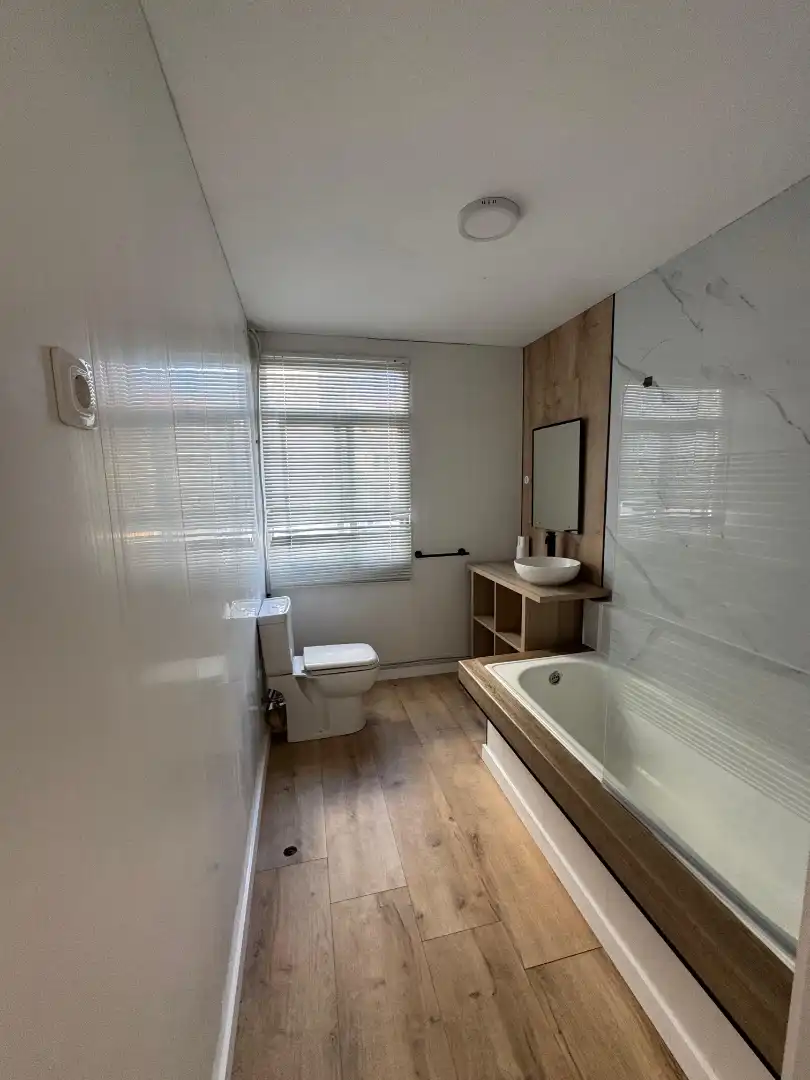 https://static.fotocasa.es/images/anuncio/2026/08/30/190599466/4996208645.jpg?rule=original