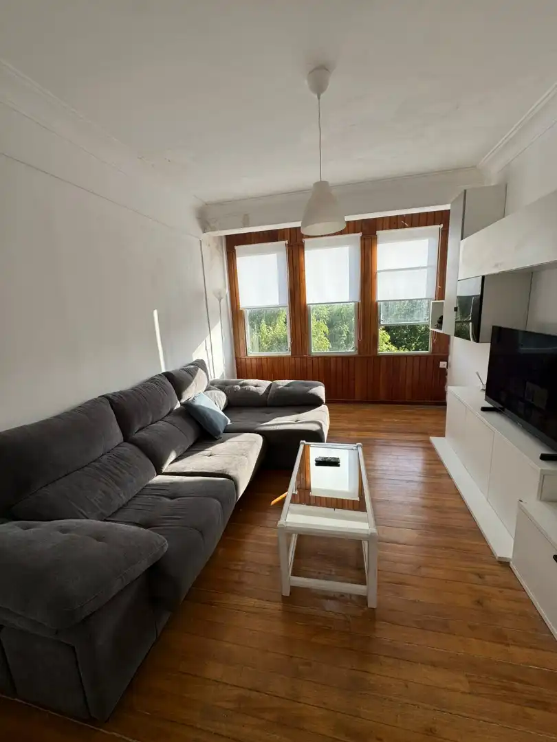 https://static.fotocasa.es/images/ads/638cc726-0b5b-4b2c-a3cc-58792696ba39?rule=original