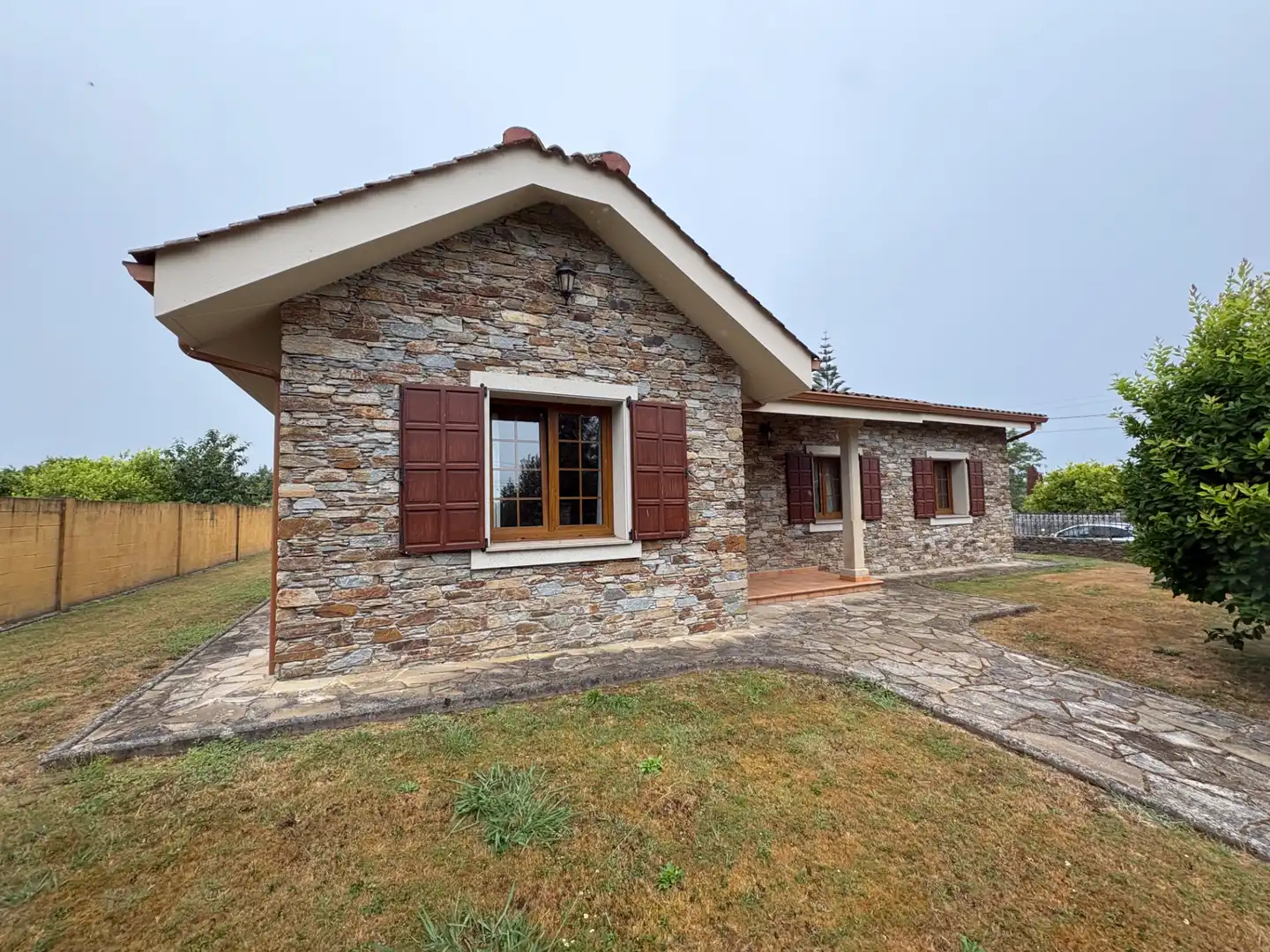 https://static.fotocasa.es/images/ads/c05334db-68d9-442f-830e-a187175a39cd?rule=original