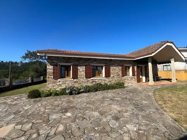 https://static.fotocasa.es/images/ads/c8ff58da-ea5b-4e6a-bfca-751278e5e58c?rule=original