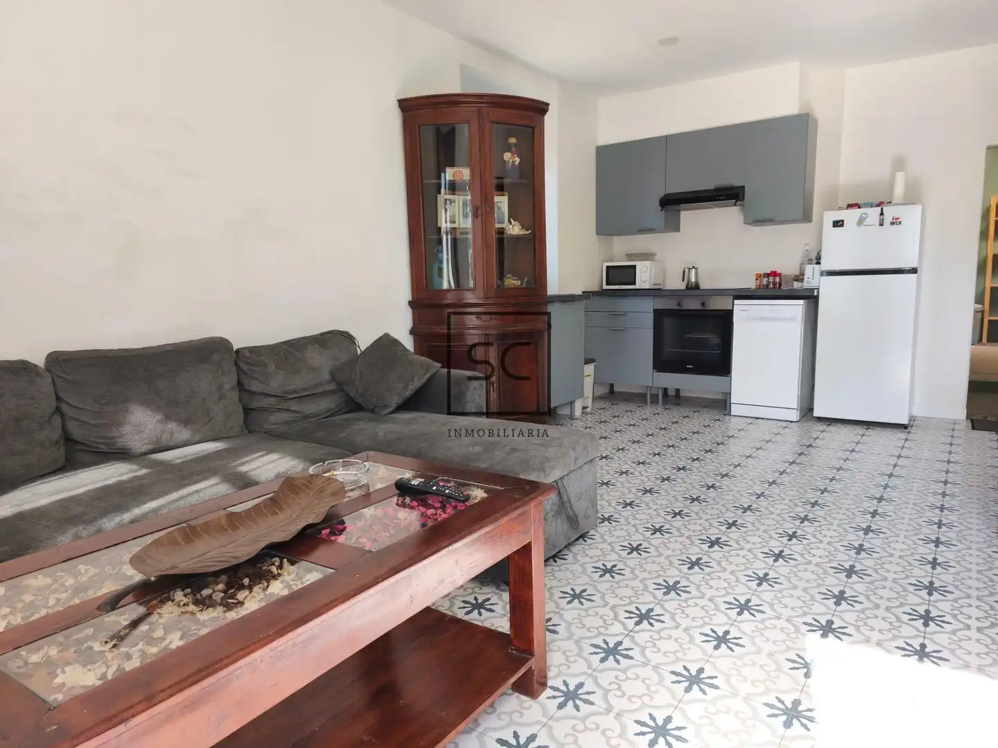 https://static.fotocasa.es/images/ads/c46855ba-e5c4-4d7b-acba-9361cae7685f?rule=original