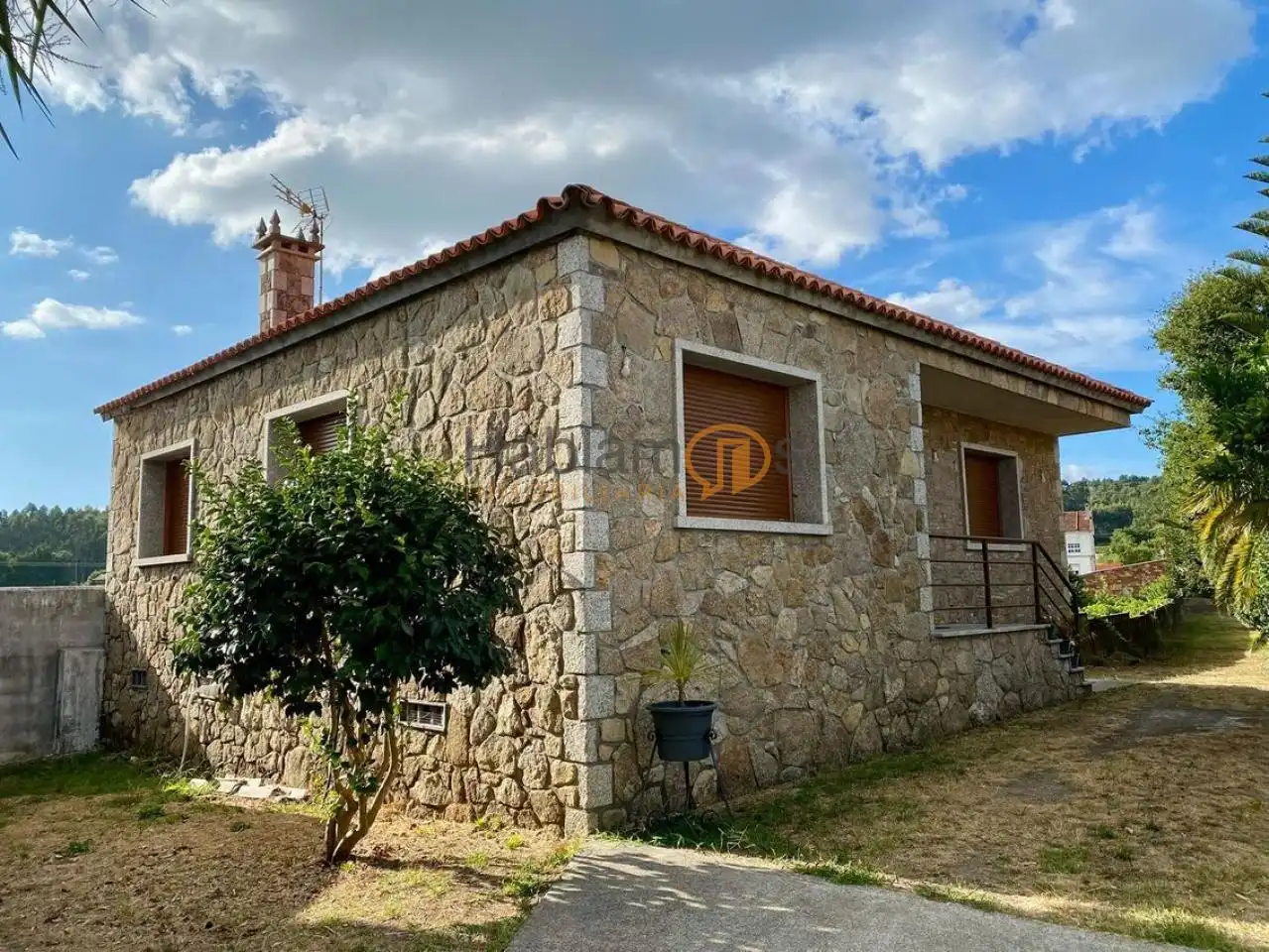 https://static.fotocasa.es/images/ads/a3901d42-785d-48db-ab62-b3d993fcf16c?rule=original