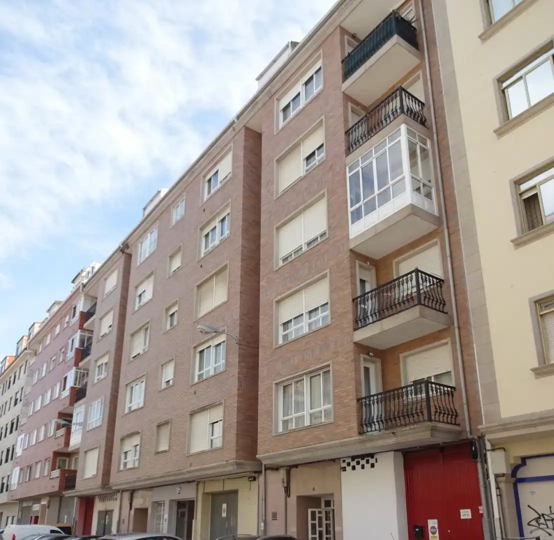 https://static.fotocasa.es/images/ads/8c705caa-1ab6-48f9-b5a9-f3e676838056?rule=original