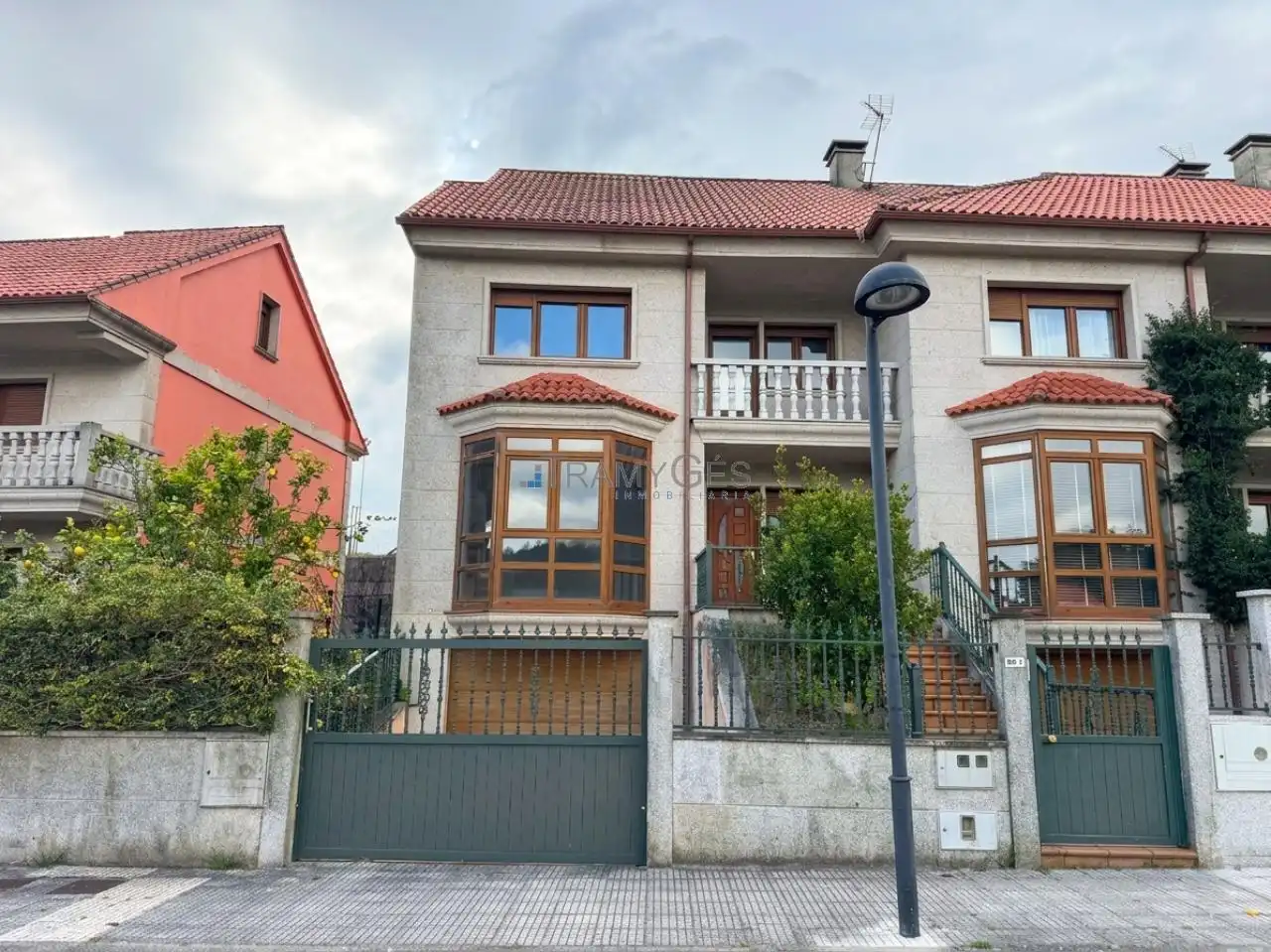 https://static.fotocasa.es/images/ads/19ba4f3b-4ea2-4b73-bb0d-466aa09ff8e3?rule=original