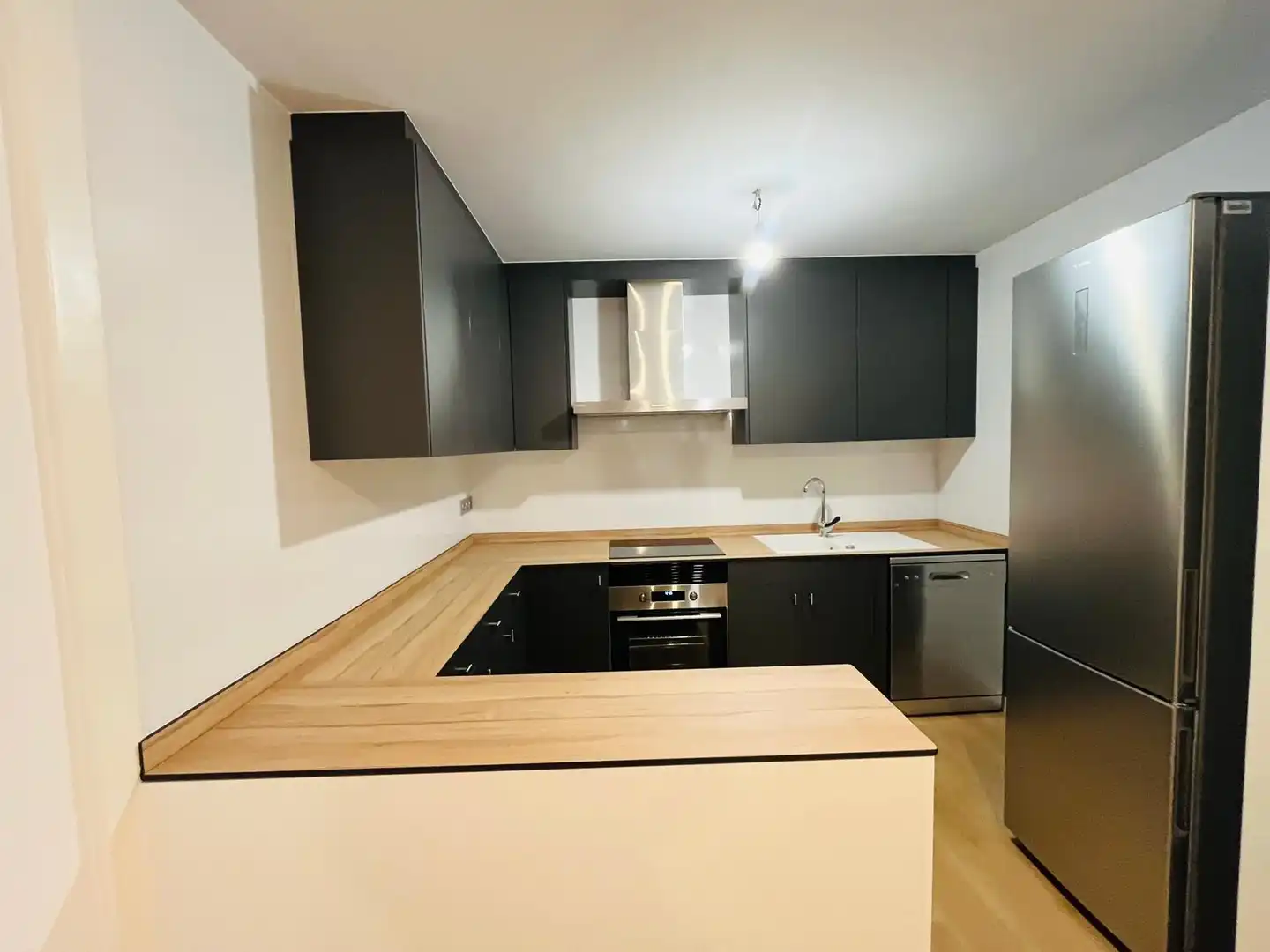 https://static.fotocasa.es/images/ads/bf88a106-c014-4171-9a5e-29eff20da53a?rule=original