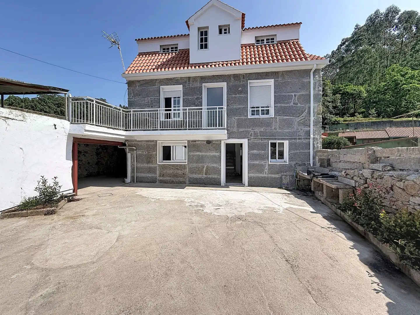 https://static.fotocasa.es/images/ads/d15df30b-b9d1-4aa3-b1c6-91a4cfba6e5c?rule=original