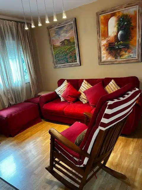 https://static.fotocasa.es/images/ads/d1251982-6d50-455d-84c0-7ce54a96d429?rule=original