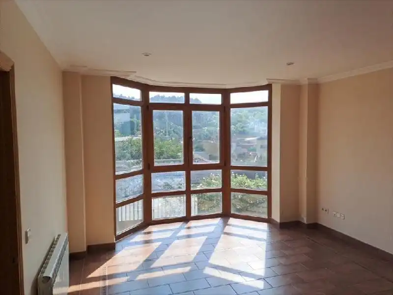 https://static.fotocasa.es/images/ads/e8068bef-08b3-4eaf-9841-b02747b28569?rule=original