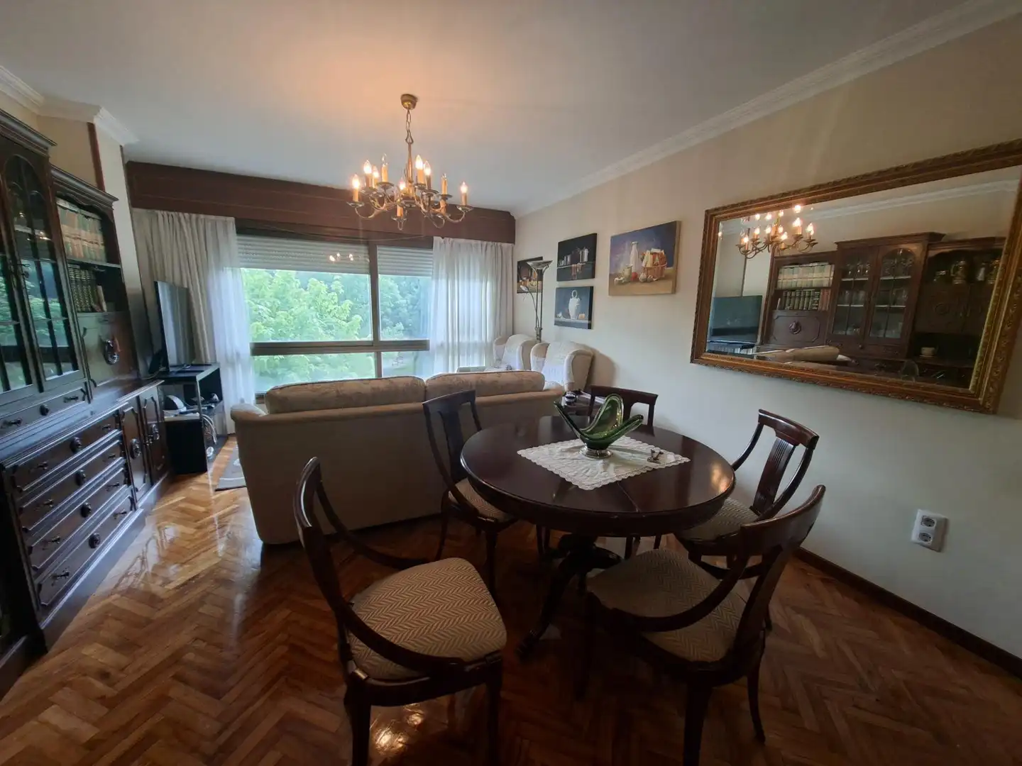 https://static.fotocasa.es/images/ads/b2486841-eb66-4cea-b45d-cbe8a248d7a3?rule=original