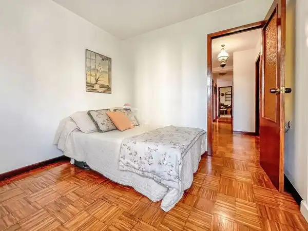 https://static.fotocasa.es/images/ads/c3a41021-e3aa-414a-86f6-0d5b16a1cbe3?rule=original