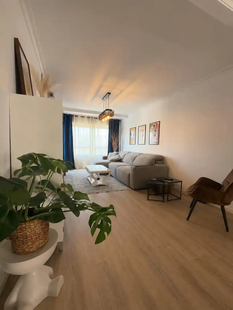 https://static.fotocasa.es/images/anuncio/2026/08/24/190547399/4993280243.jpg?rule=original