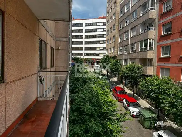 https://static.fotocasa.es/images/ads/fe3fc1b4-f944-4ec7-b0e3-fe876e34488e?rule=original