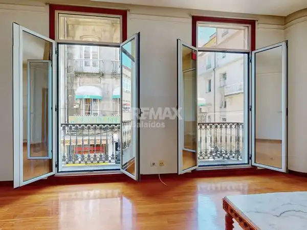 https://static.fotocasa.es/images/ads/b79ff015-9c52-4ca8-8681-4cdea7af4ddb?rule=original