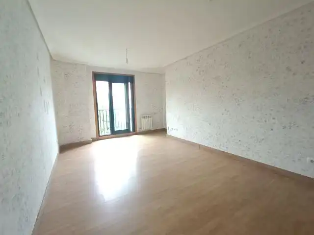 https://static.fotocasa.es/images/ads/08665b8e-133f-4c6b-ba79-34107b2d0ef4?rule=original