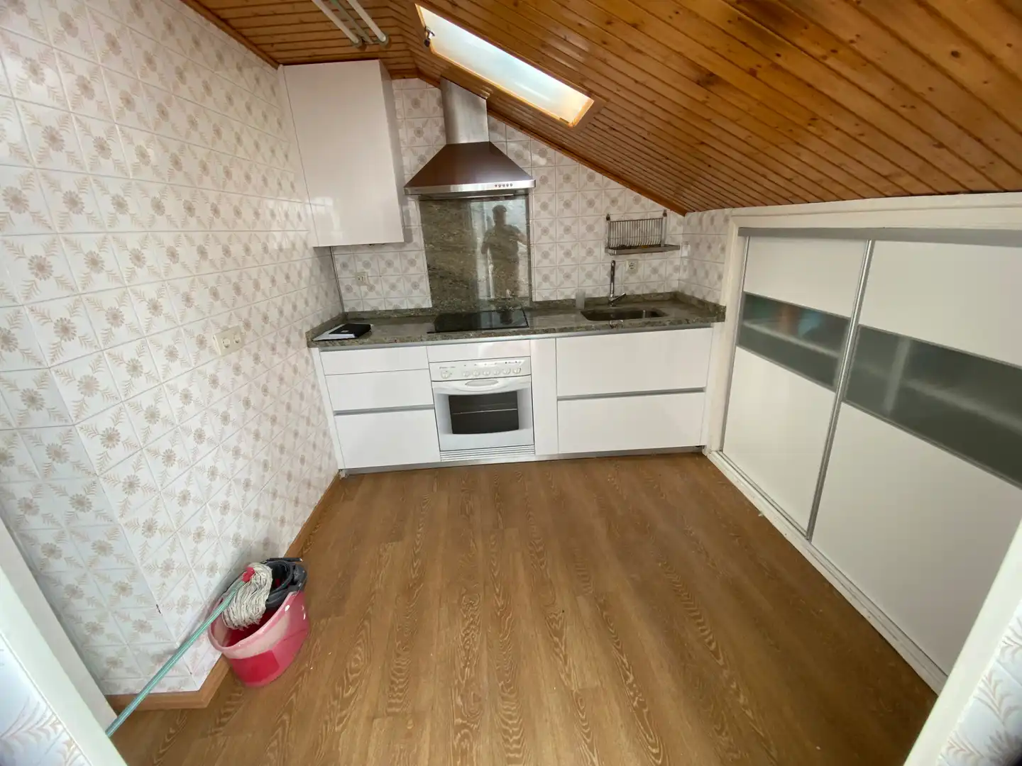 https://static.fotocasa.es/images/ads/9217e34c-4581-4db8-8280-2053a399f7d3?rule=original