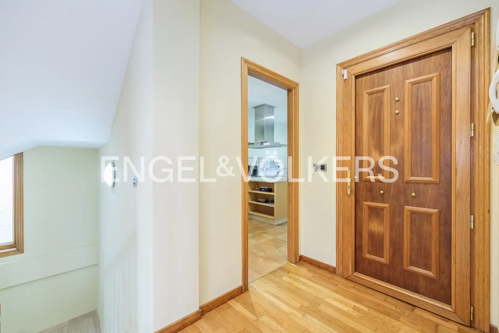 https://static.fotocasa.es/images/ads/d104b589-644a-4d06-b545-3b2803ff3175?rule=original