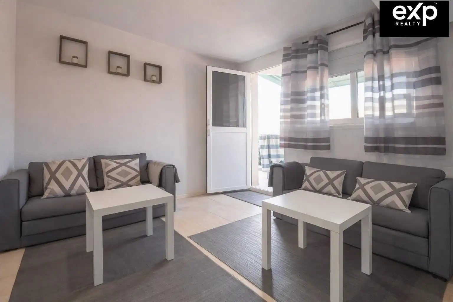https://static.fotocasa.es/images/ads/60bd56de-5c72-4f32-aba7-6eacaf1ebe6f?rule=original