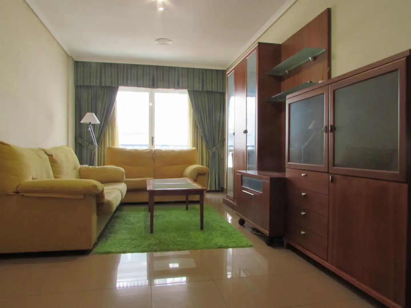 https://static.fotocasa.es/images/ads/f53331a5-4958-42c5-9715-4c24e5fac853?rule=original