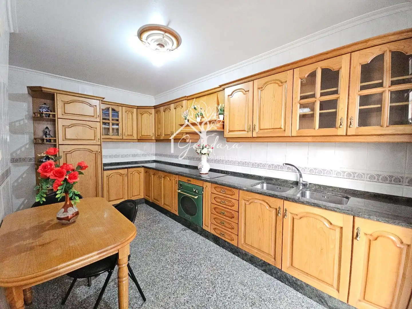 https://static.fotocasa.es/images/ads/3da6d74c-bae8-4964-b7de-6511703a557e?rule=original