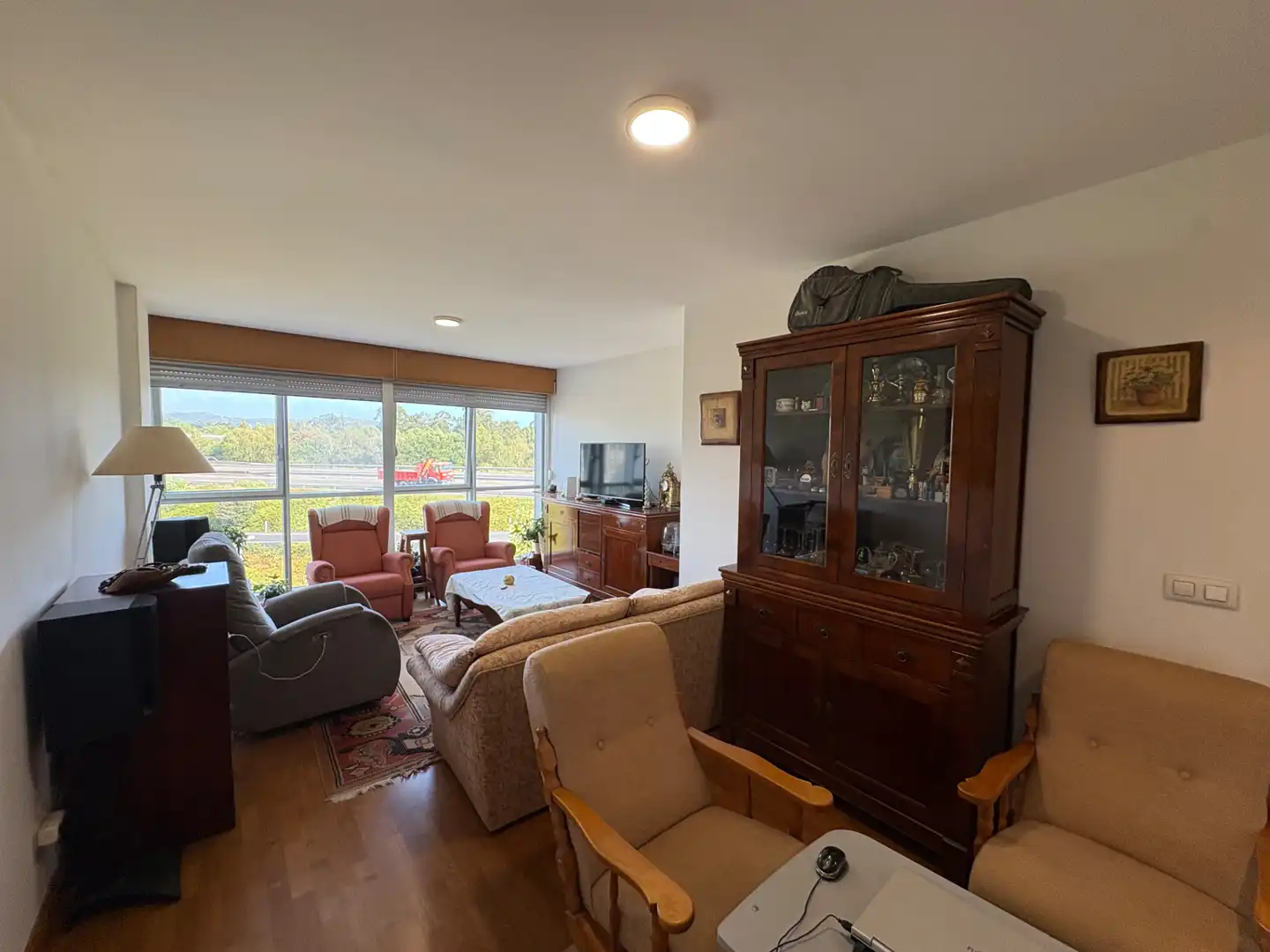 https://static.fotocasa.es/images/ads/f610e32f-c973-444d-9096-f259e9c2eb2b?rule=original