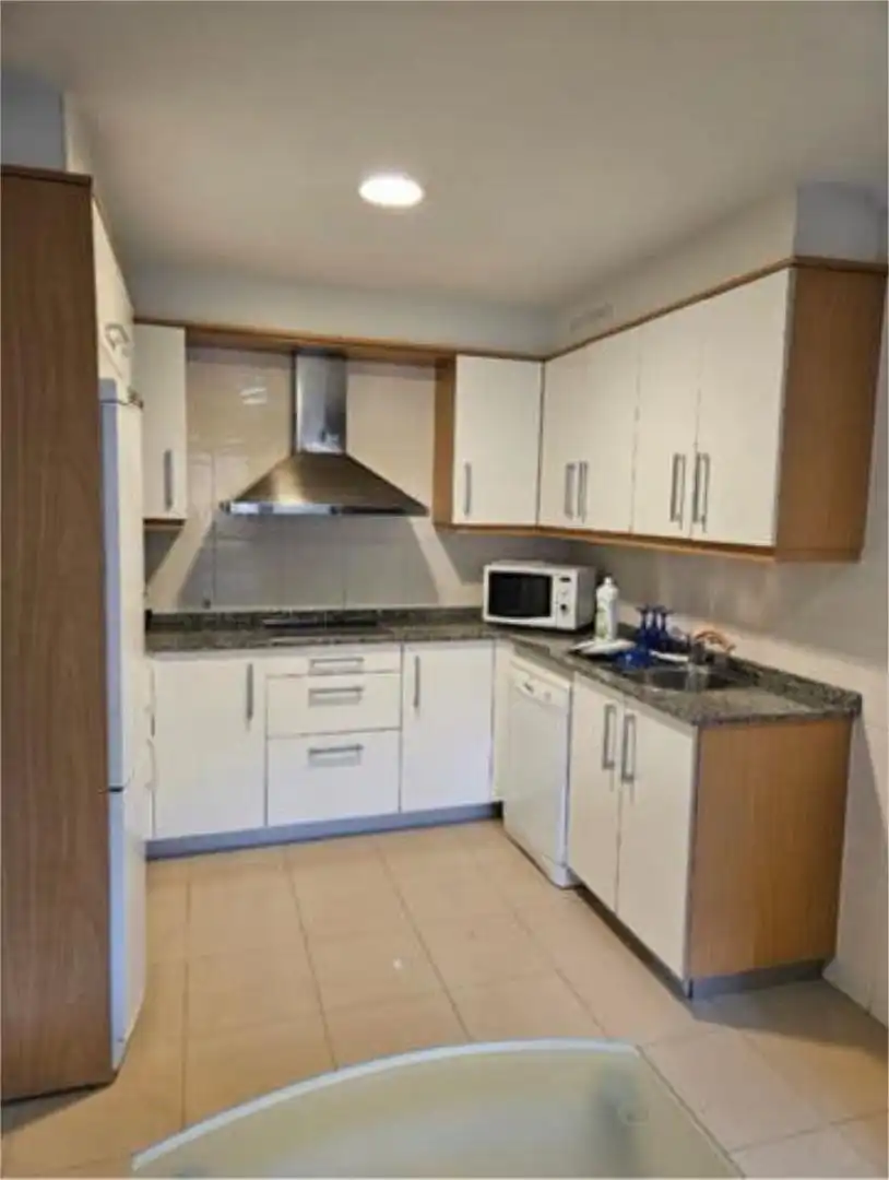 https://static.fotocasa.es/images/anuncio/2026/05/26/189782600/4927892590.jpg?rule=original