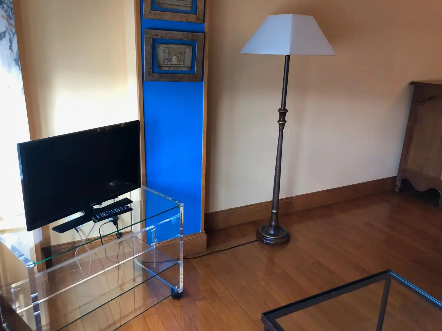 https://static.fotocasa.es/images/ads/98e85963-61a8-4cf0-b8e8-be4a6eb9ef75?rule=original
