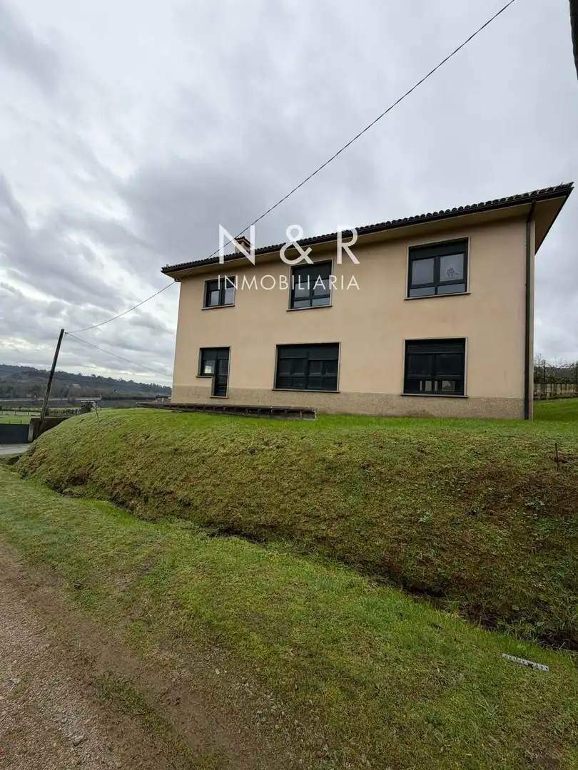 https://static.fotocasa.es/images/ads/ce6c185b-880c-48c0-addf-beb9b930d8d0?rule=original