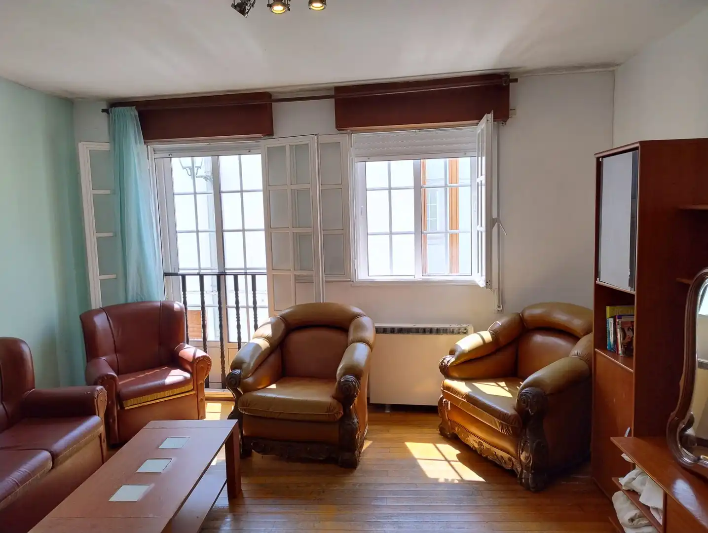 https://static.fotocasa.es/images/ads/3c5bc506-d7d6-47ff-8d11-73d0b48d0bd9?rule=original