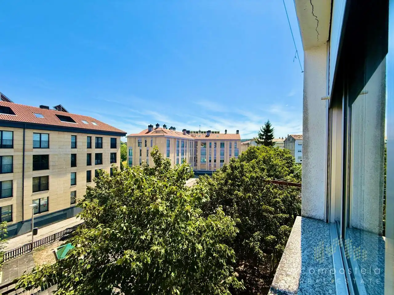 https://static.fotocasa.es/images/ads/b6d3584c-78a8-41e6-84bb-5f90c9ce4644?rule=original