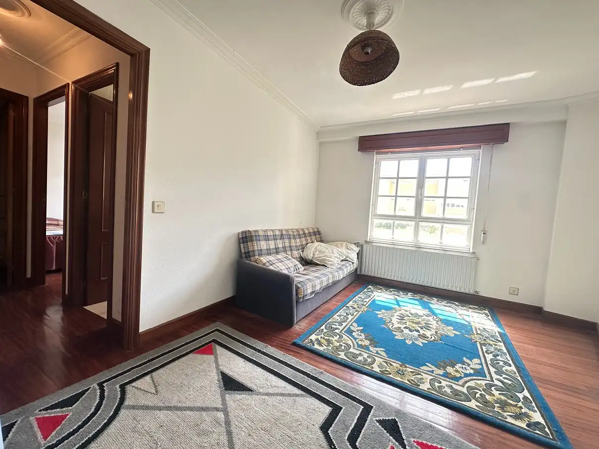 https://static.fotocasa.es/images/ads/d61d5b27-9f87-4af8-8390-6b8f9bc4556a?rule=original